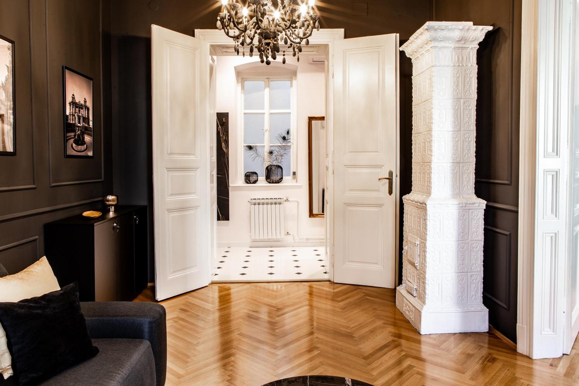 Barocco Apartment, Center, Self Check-in, 2nd Floor, No Elevator